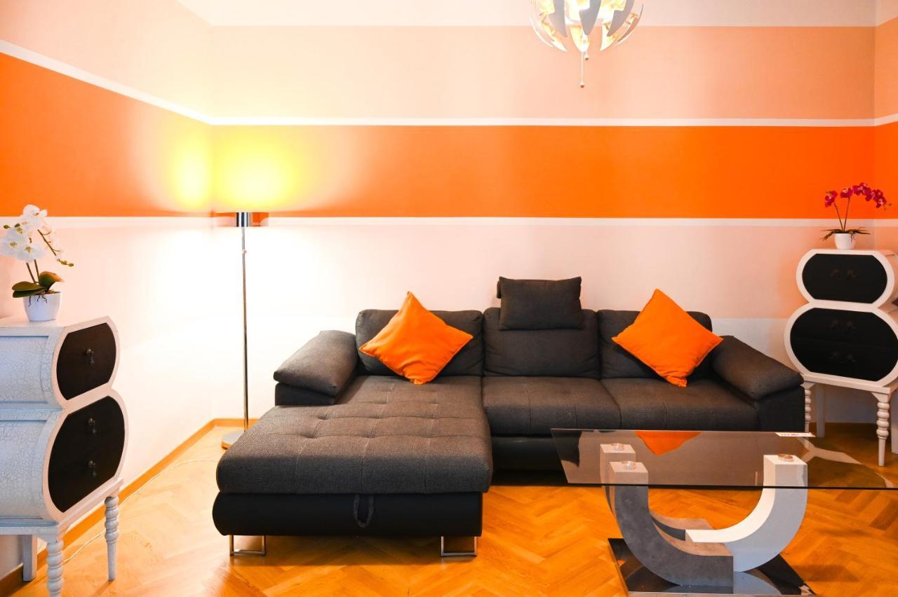 Bright Universitaet Apartament